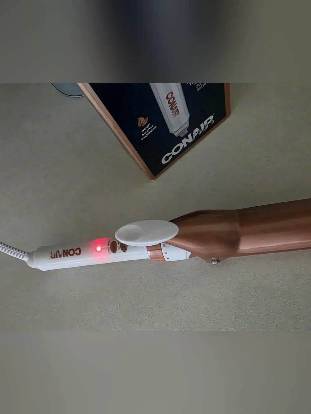 Conair Double Ceramic 1 1/2” Soft Waves Curling Iron White Rose Gold